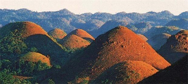 菲律賓巧克力山旅游景點(diǎn)(應(yīng)該帶什么)