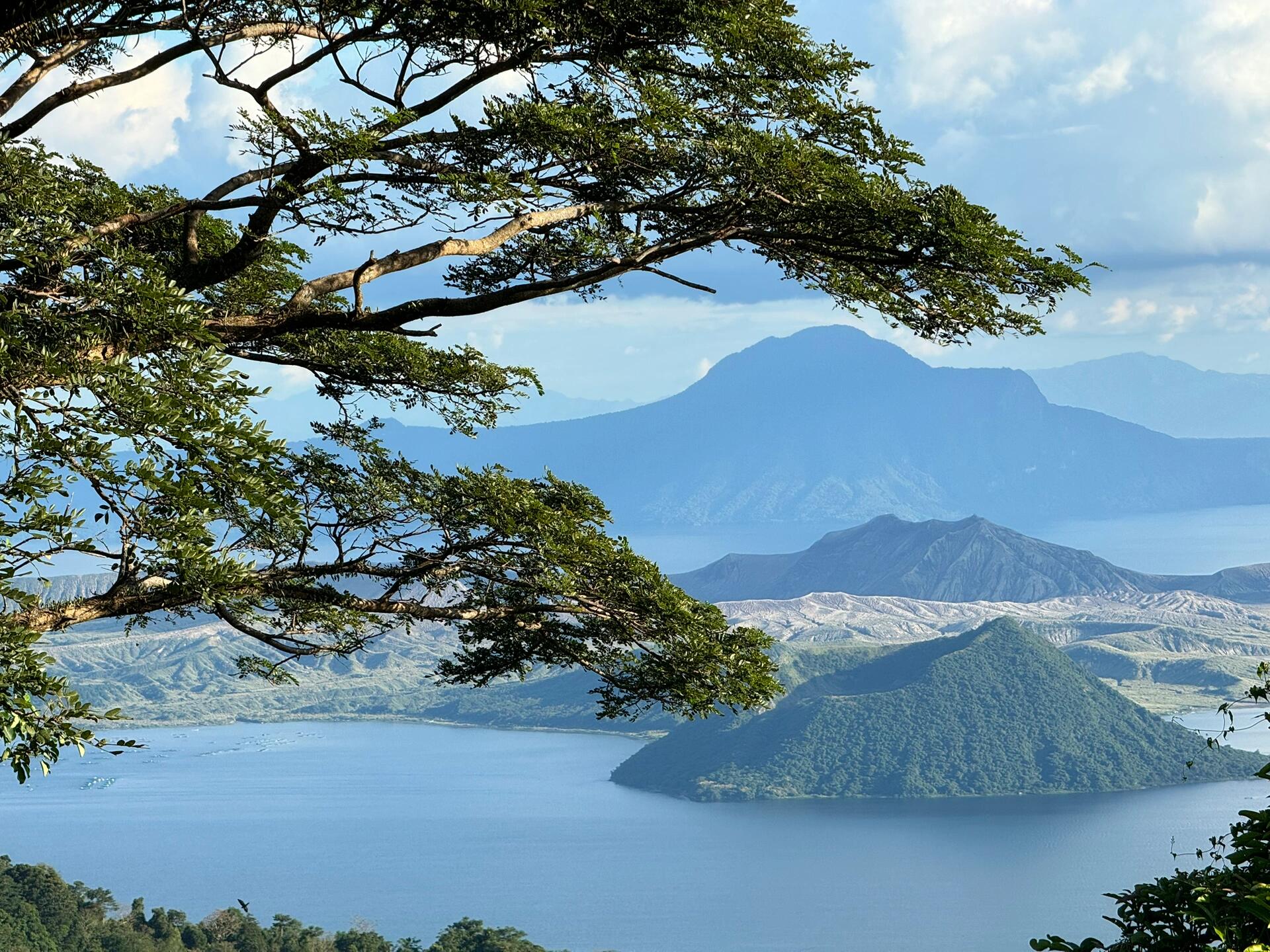 菲律賓最美的火山島在哪(游玩注意事項)